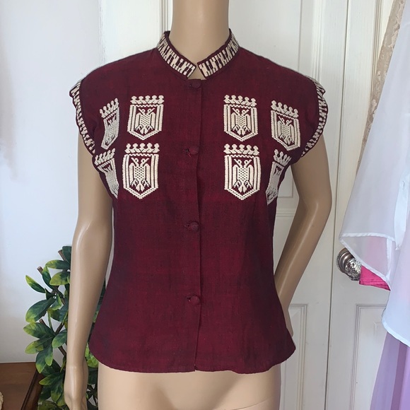 Burgundy embroidered mandarin collar sleeveless button down Ethnic shirt Top S - Picture 1 of 11